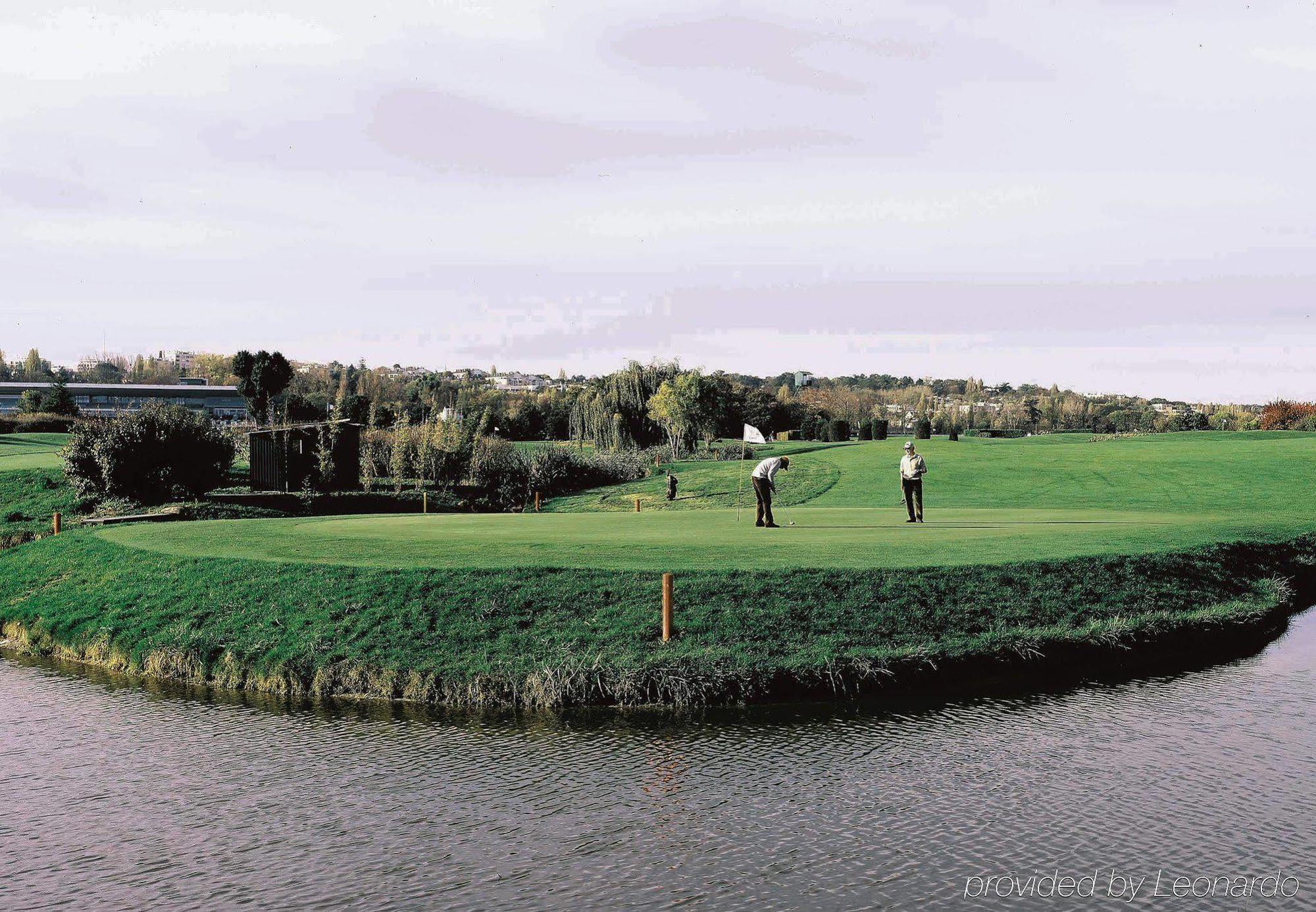 Renaissance Paris Hippodrome De St. Cloud Hotel Rueil-Malmaison Buitenkant foto